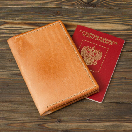 Обложка для паспорта (светло-коричневый цвет, натуральная кожа, полностью ручная работа)