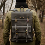 Брутальный рюкзак из толстой кожи Katunoff